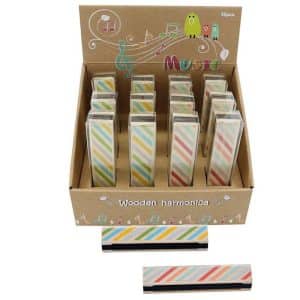 מפוחית מעץ מעוצבת