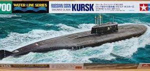 1/700 KURSK צוללת רוסית