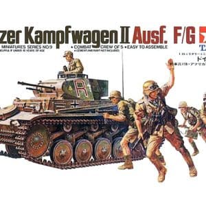 טנק גרמני "פנצר" 2 עם חמישה חיילים בקנה מידה  35