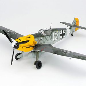 Tamiya – מטוס קרב גרמני Messerschmitt Bf 109 E-4/7 Trop – קנה מידה 1/48 61063